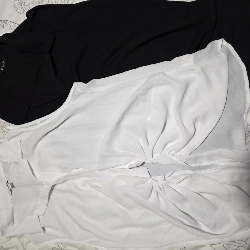 Express Black and White Sleeveless Tie Front Blouse
